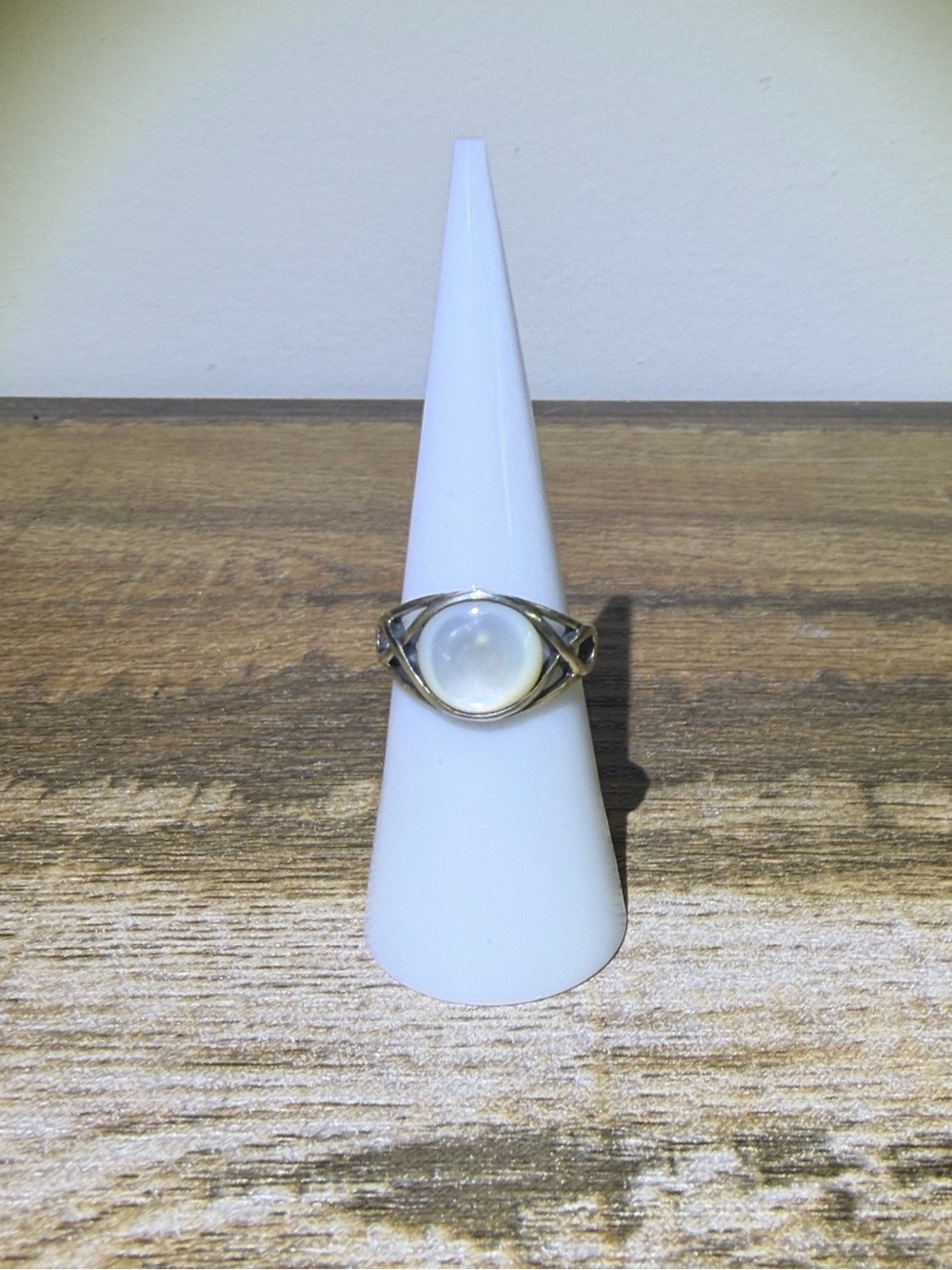 Mother of Pearl Silver Ring